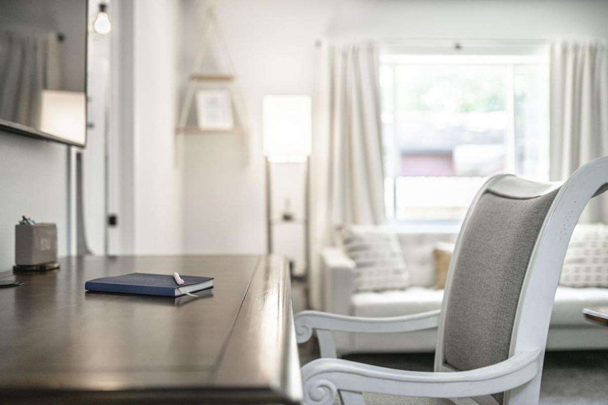 Coastal Comfort Meets Beachside Bliss Muskegon Buitenkant foto